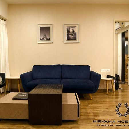 Rajhans Belliza Luxurious Studio Apartment Сурат Екстериор снимка