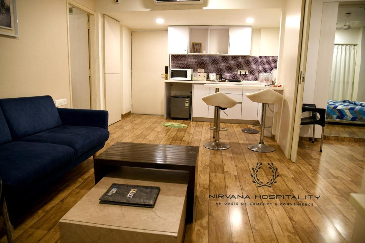 Rajhans Belliza Luxurious Studio Apartment Сурат Екстериор снимка