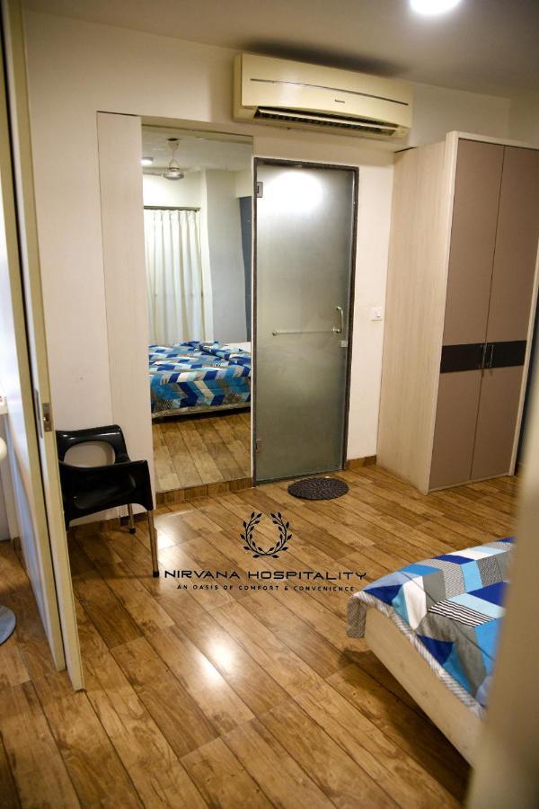 Rajhans Belliza Luxurious Studio Apartment Сурат Екстериор снимка
