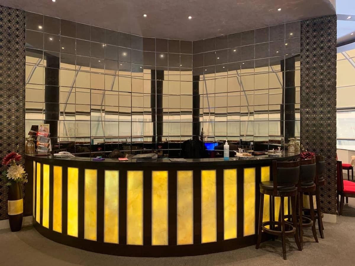 Rajhans Belliza Luxurious Studio Apartment Сурат Екстериор снимка